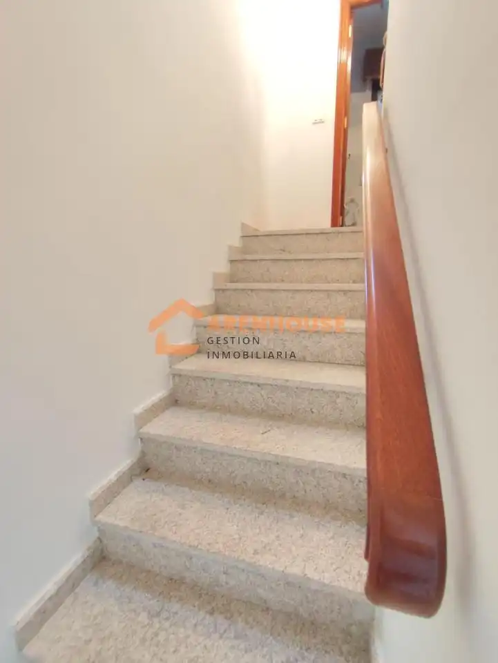 Houses for sale in Xunqueira de Ambía  with Heating, Storage room and Furnished