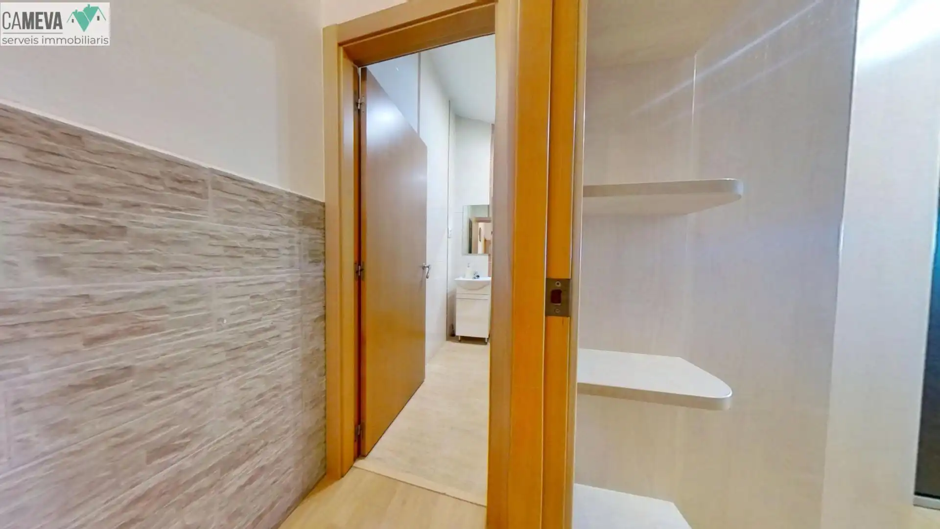 Bany de Dúplex en venda en Sabadell amb Calefacció, Parquet i Terrassa