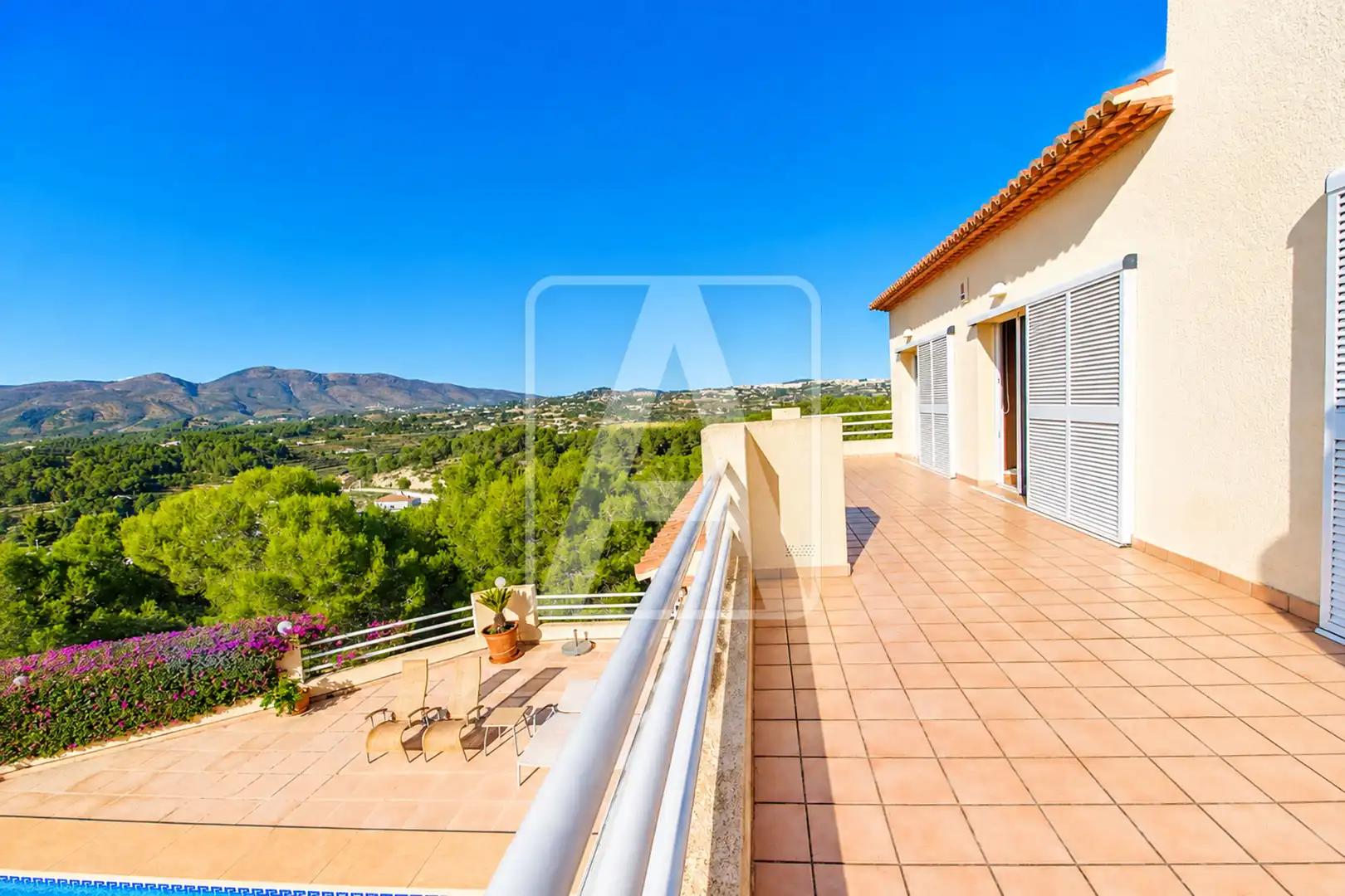 Terrace of Houses for sale in Calpe / Calp  with Air Conditioner, Heating and Private garden
