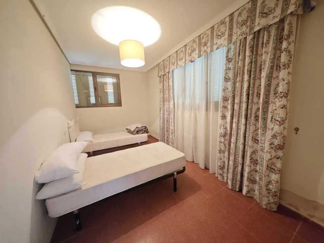 Bedroom of Houses for sale in Majadas  with Air Conditioner, Private garden and Terrace