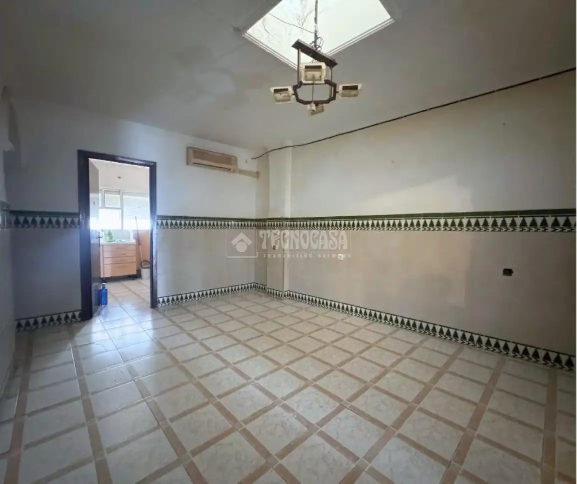 Houses for sale in Las Cabezas de San Juan  with Terrace and Balcony