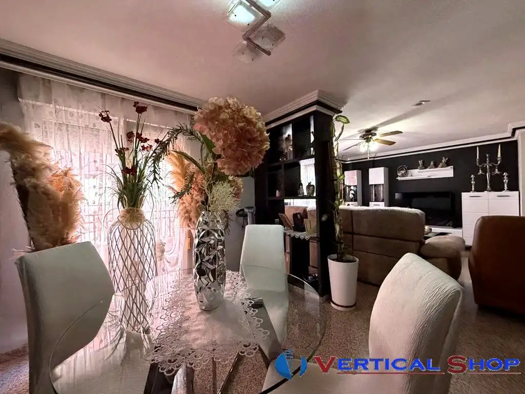 Comedor de Piso en venta en Caudete
