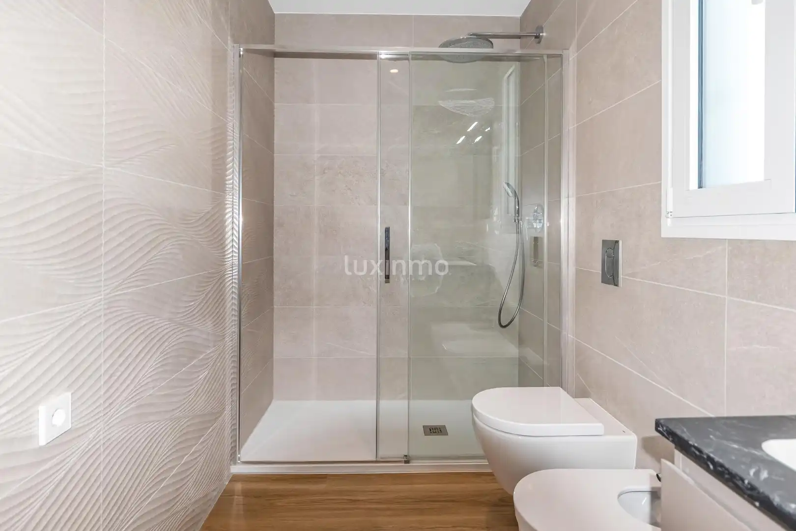 Bathroom of Flat for sale in Benidorm  with Air Conditioner, Heating and Private garden