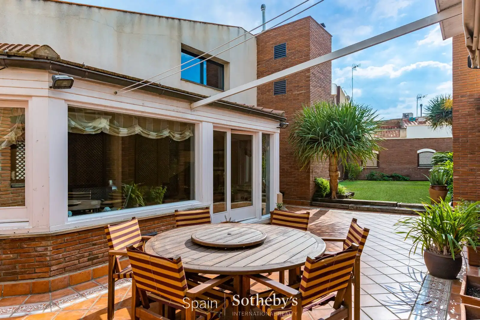 Terraza de Casa o chalet en venta en Badalona con Aire acondicionado, Calefacción y Jardín privado