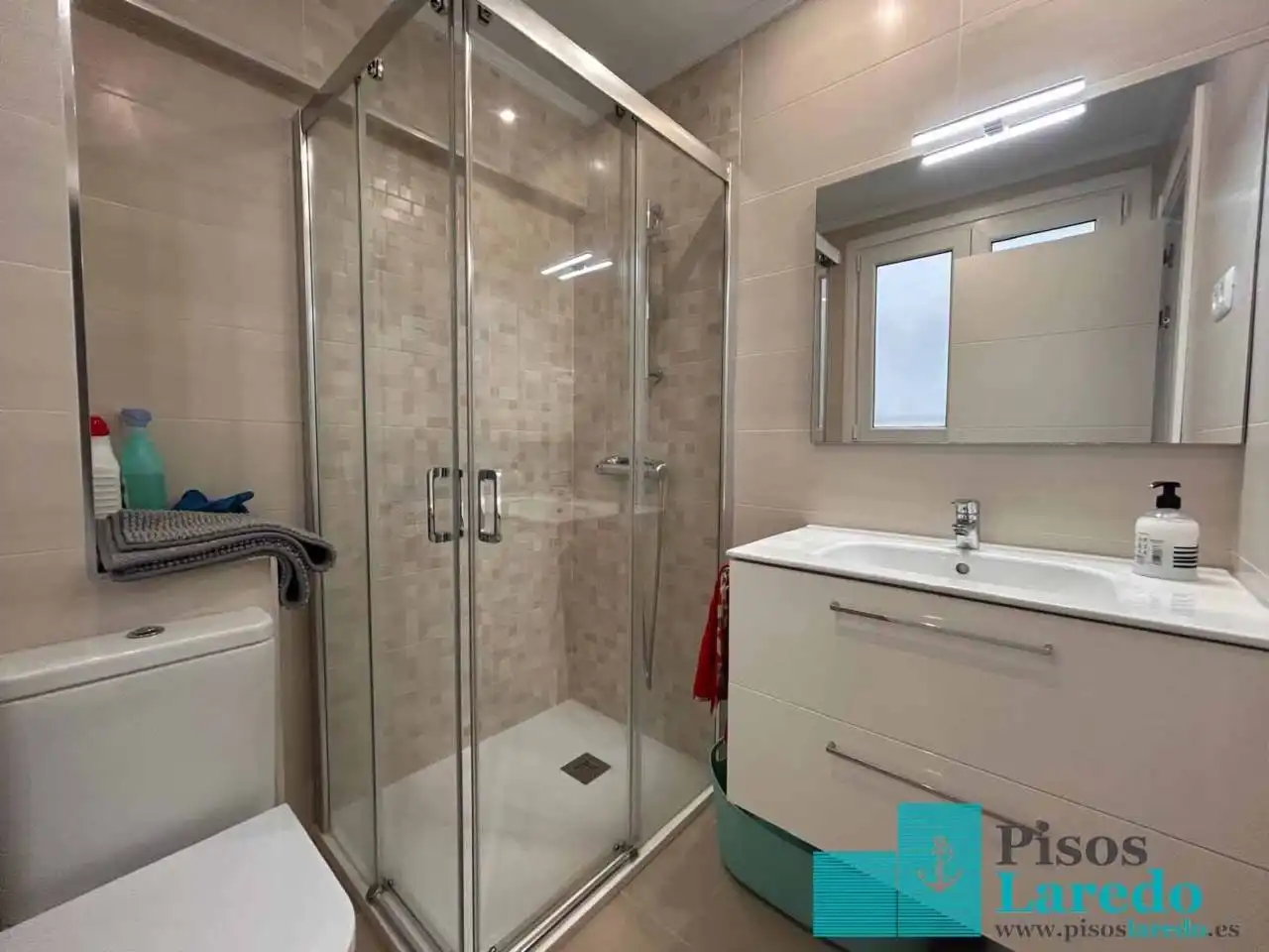 Flat for rent in Avenida Libertad, Zona Playa