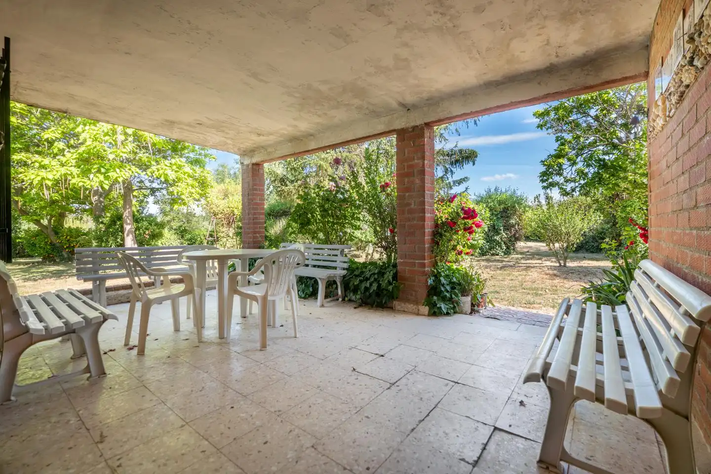 Terrace of Country homes for sale in Gemuño  with Private garden, Terrace and Swimming Pool