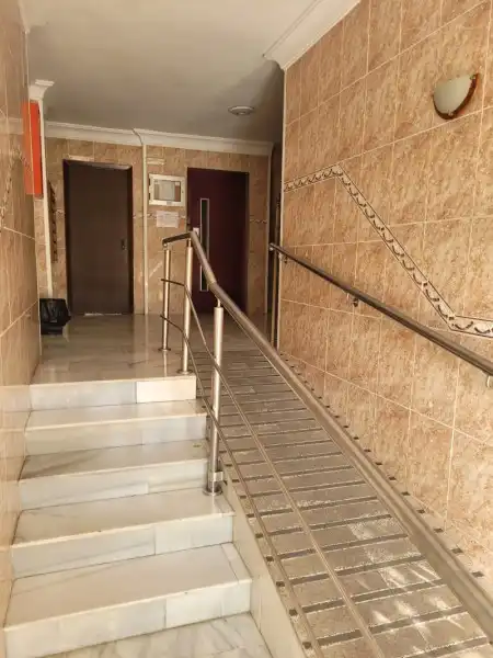 Piso en venta en Calle Jerez Perchet, 24, Cortijo Bazán - Los Casinis - Los Cipreses