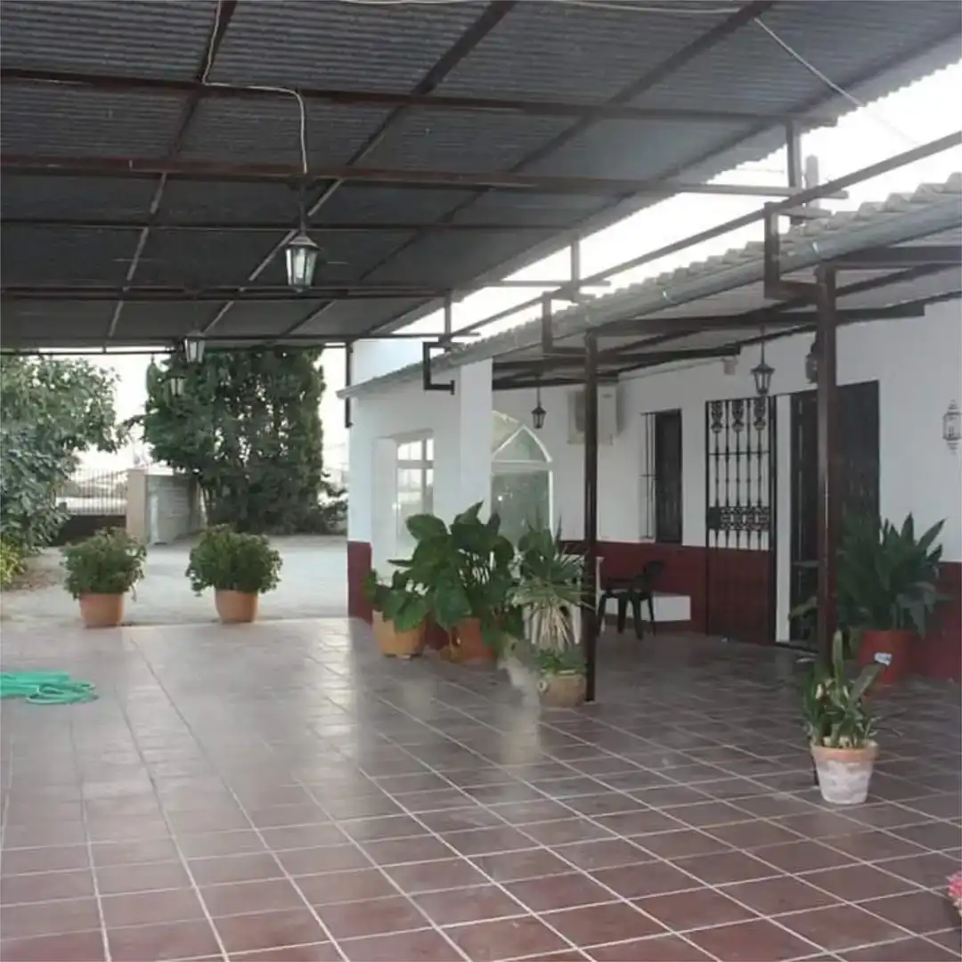 Finca rústica en venda en Lebrija amb Aire condicionat, Jardí privat i Traster