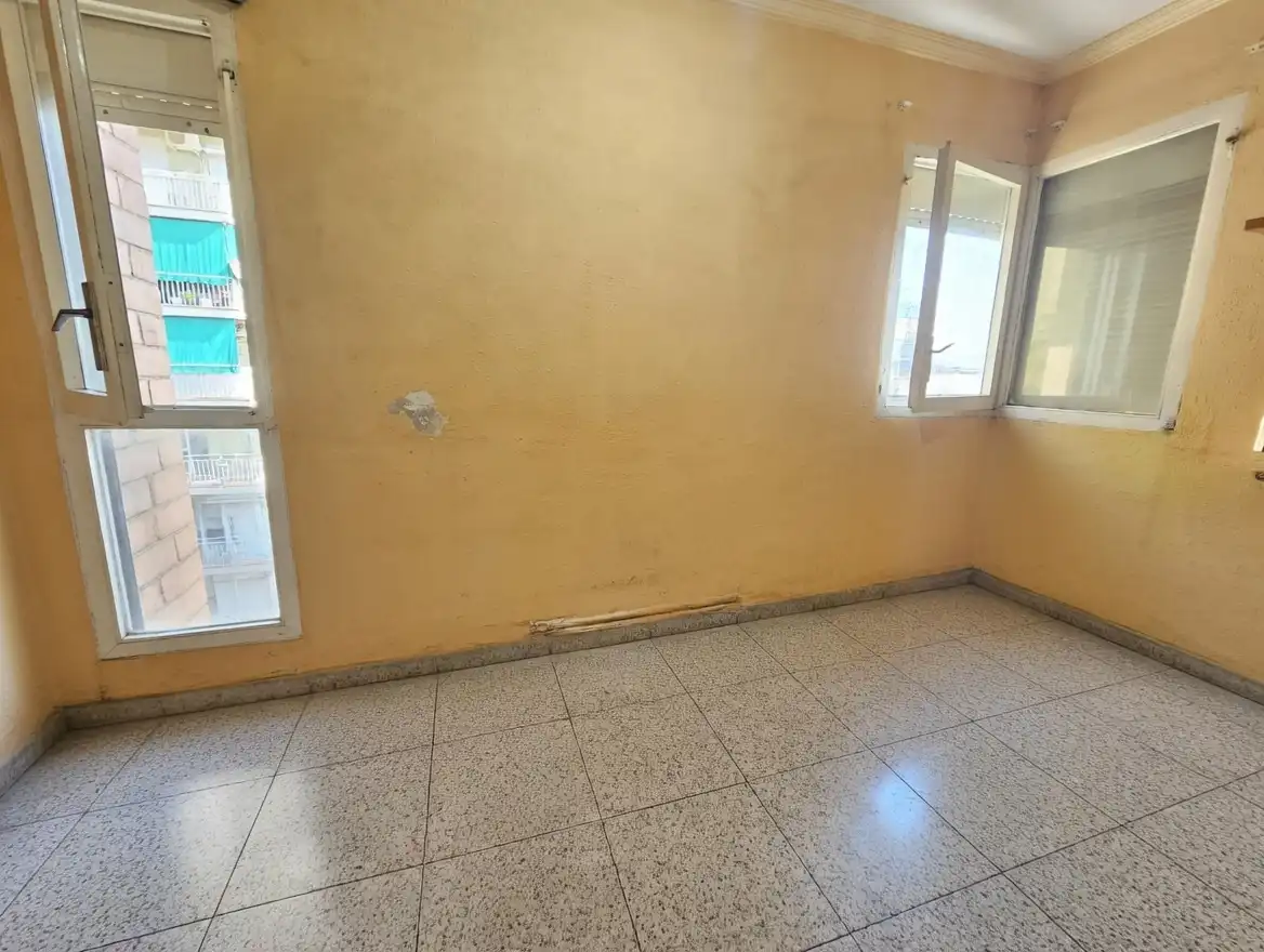 Piso con ascensor en venta en Carrer del Guadiana, imagen 4