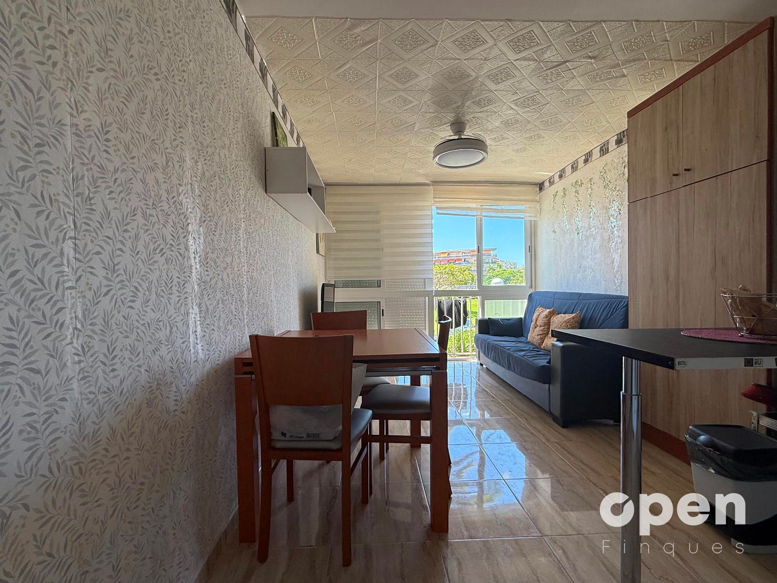 Sala d'estar de Apartament en venda en Vila-seca amb Moblat, Forn i Rentadora