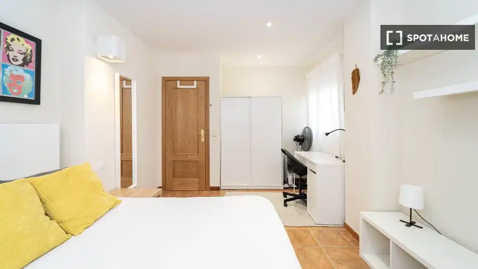 Habitación en Sevilla la Nueva