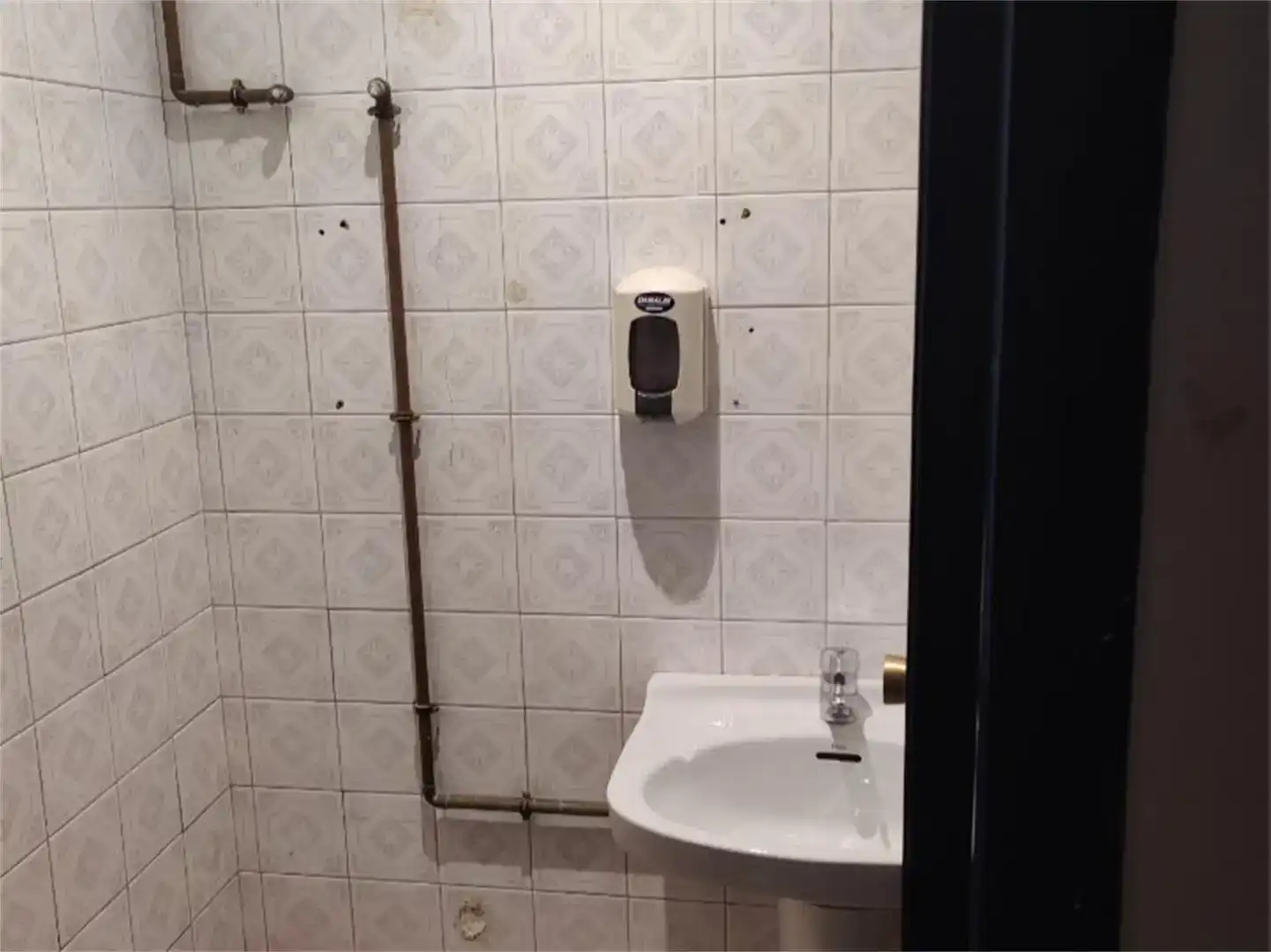 Bathroom of Commercial properties for sale in Verín  with Air Conditioner