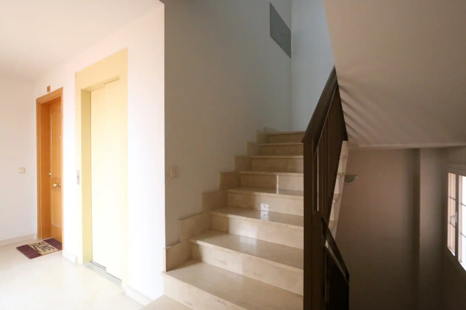 Piso en venta en Madrid con Aire acondicionado, Trastero y Amueblado