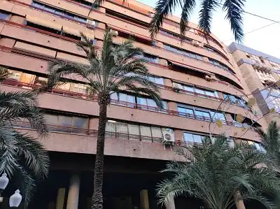 Vista exterior de Edificio en venta en Alicante / Alacant