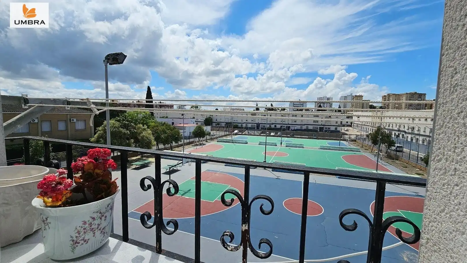 Flat for sale in El Retiro - La Vid