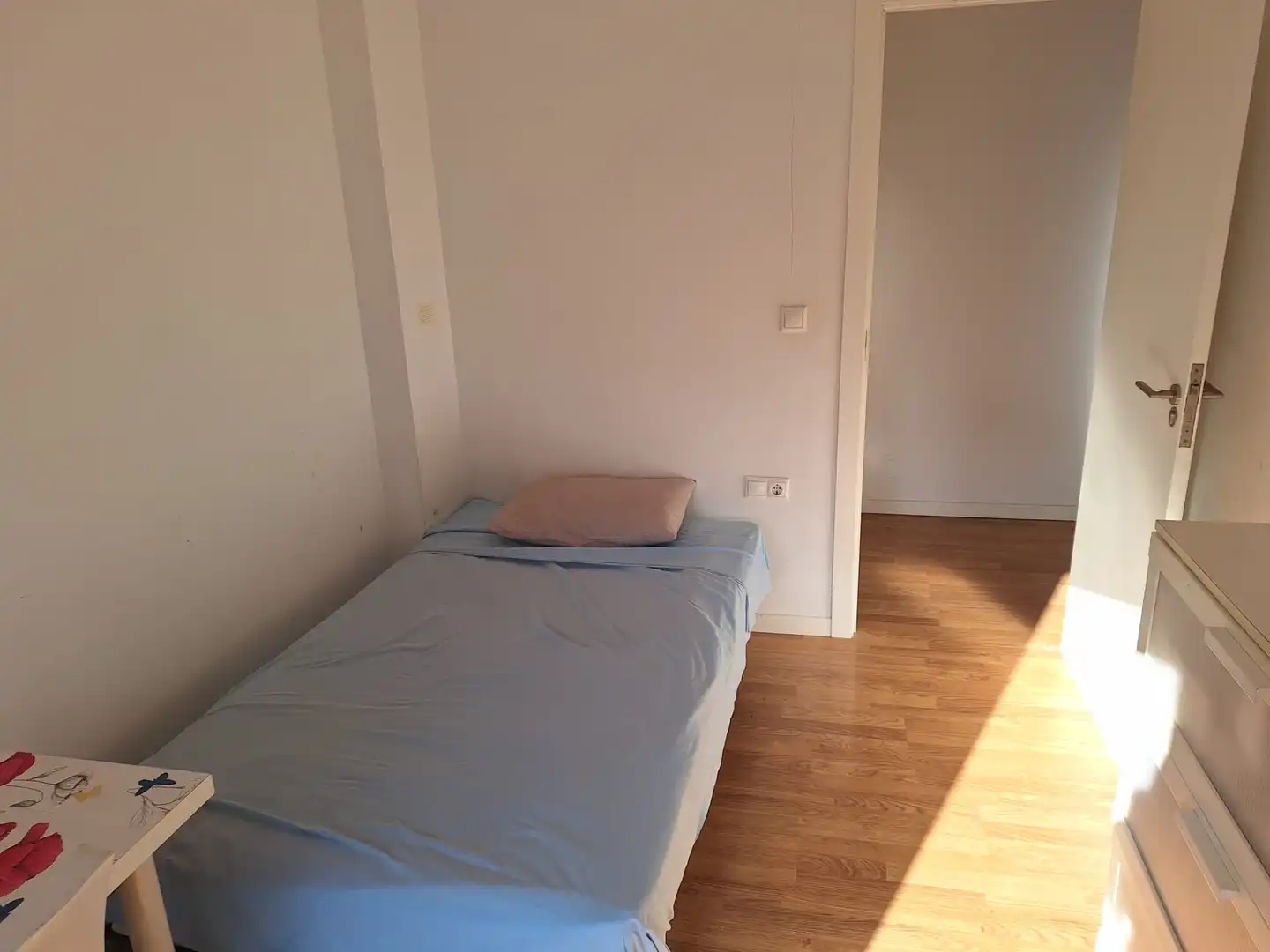 Dormitori de Pis en venda en San Vicente del Raspeig / Sant Vicent del Raspeig amb Parquet, Terrassa i Moblat