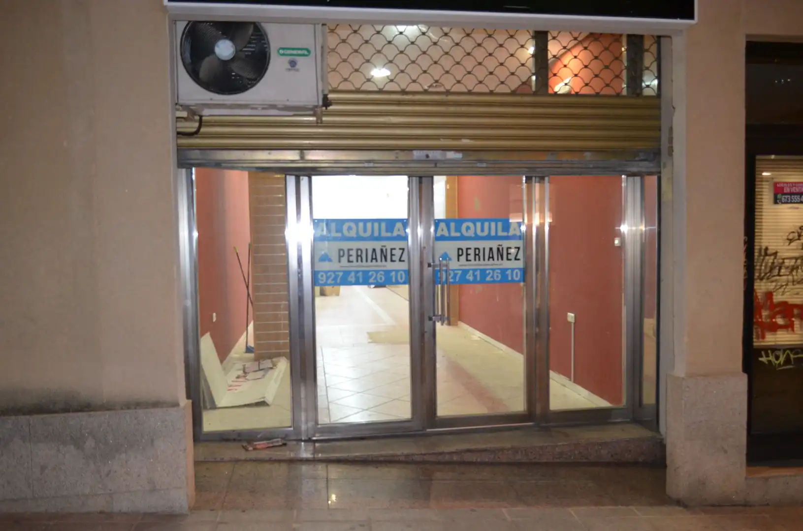 Locale commerciale in affitto a Calle Rey 21, imagen 2