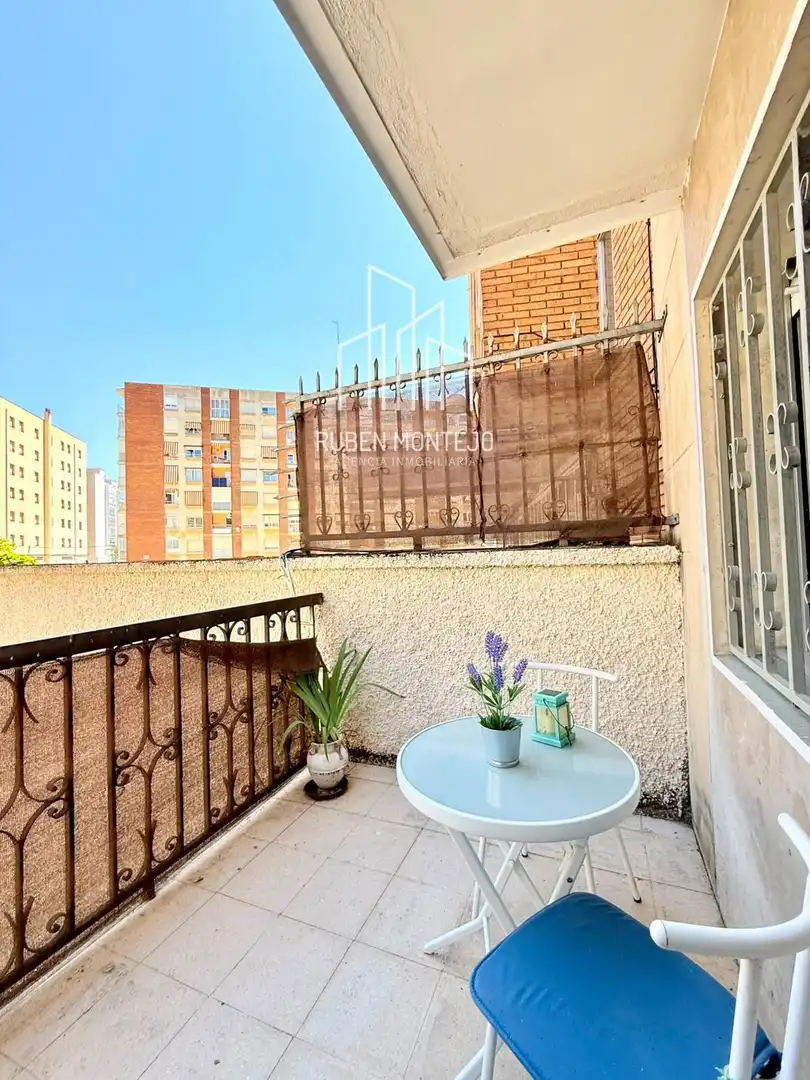Terrassa de Pis en venda en Salamanca amb Calefacció, Terrassa i Traster