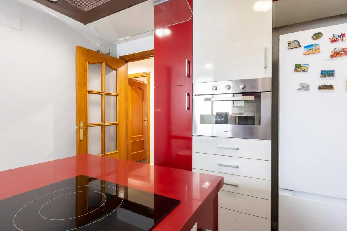 Kitchen of Flat for sale in Valencia  with Air Conditioner, Heating and Private garden