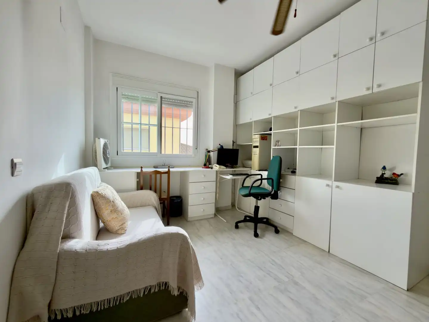 Habitación de Casa o chalet en venta en Mairena del Aljarafe con Aire acondicionado, Calefacción y Terraza