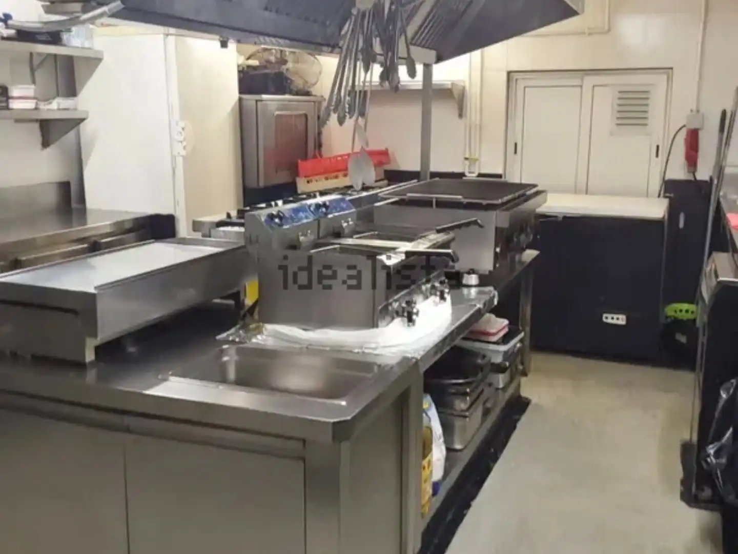 Local comercial en traspaso en Rocafort 121, imagen 4