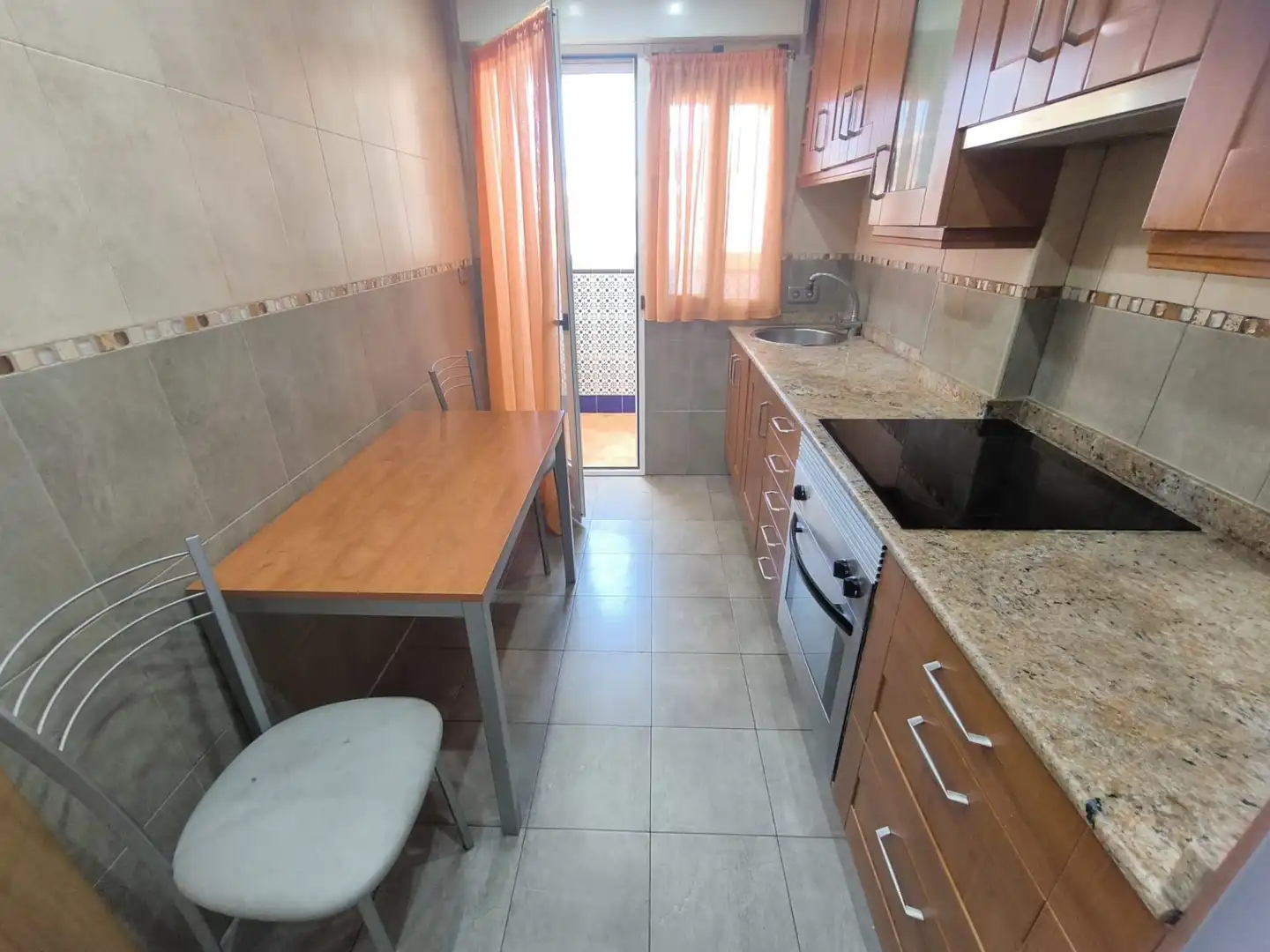 Piso con ascensor en alquiler en Santa Rosa, imagen 4