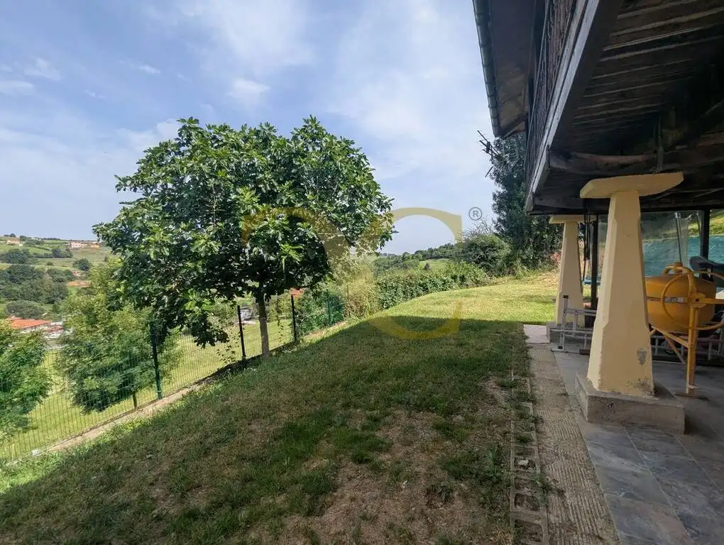 Casa o chalet en venta en Gijón  con Calefacción, Jardín privado y Balcón