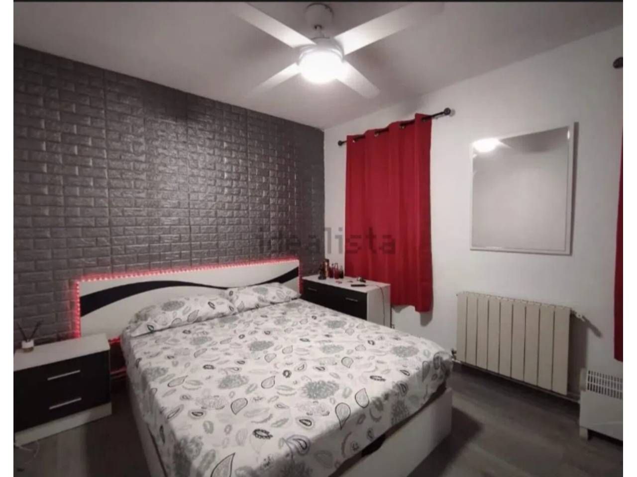 Bedroom of Flat for sale in  Madrid Capital  with Air Conditioner and Heating
