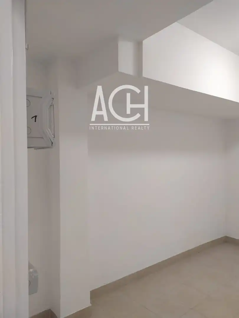 Storage room for rent in Usategui