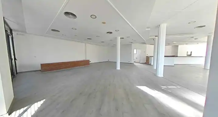 Business premises for sale in Carrer Canudas, imagen 4