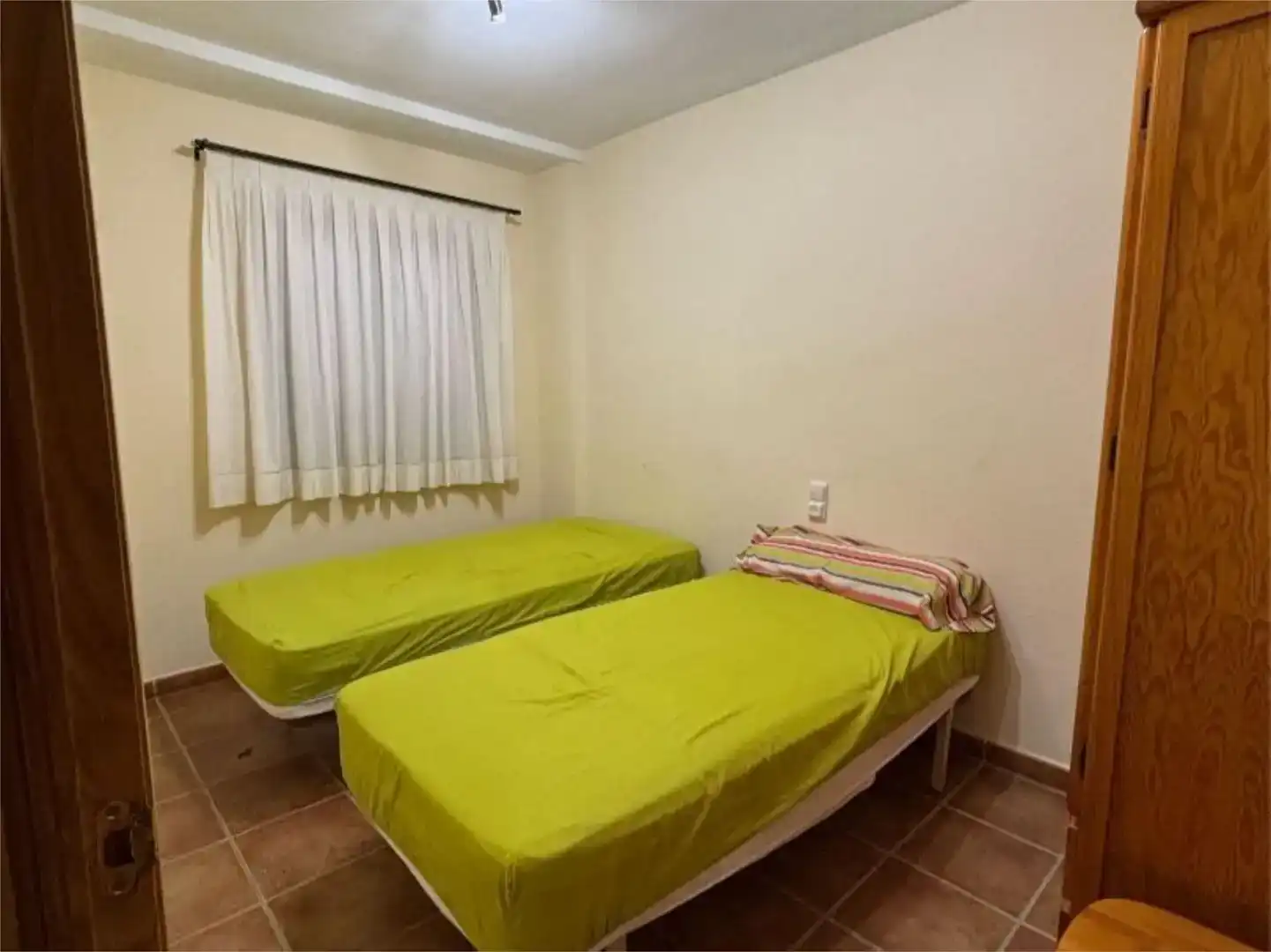 Habitación de Piso en venta en Santa Pola con Aire acondicionado