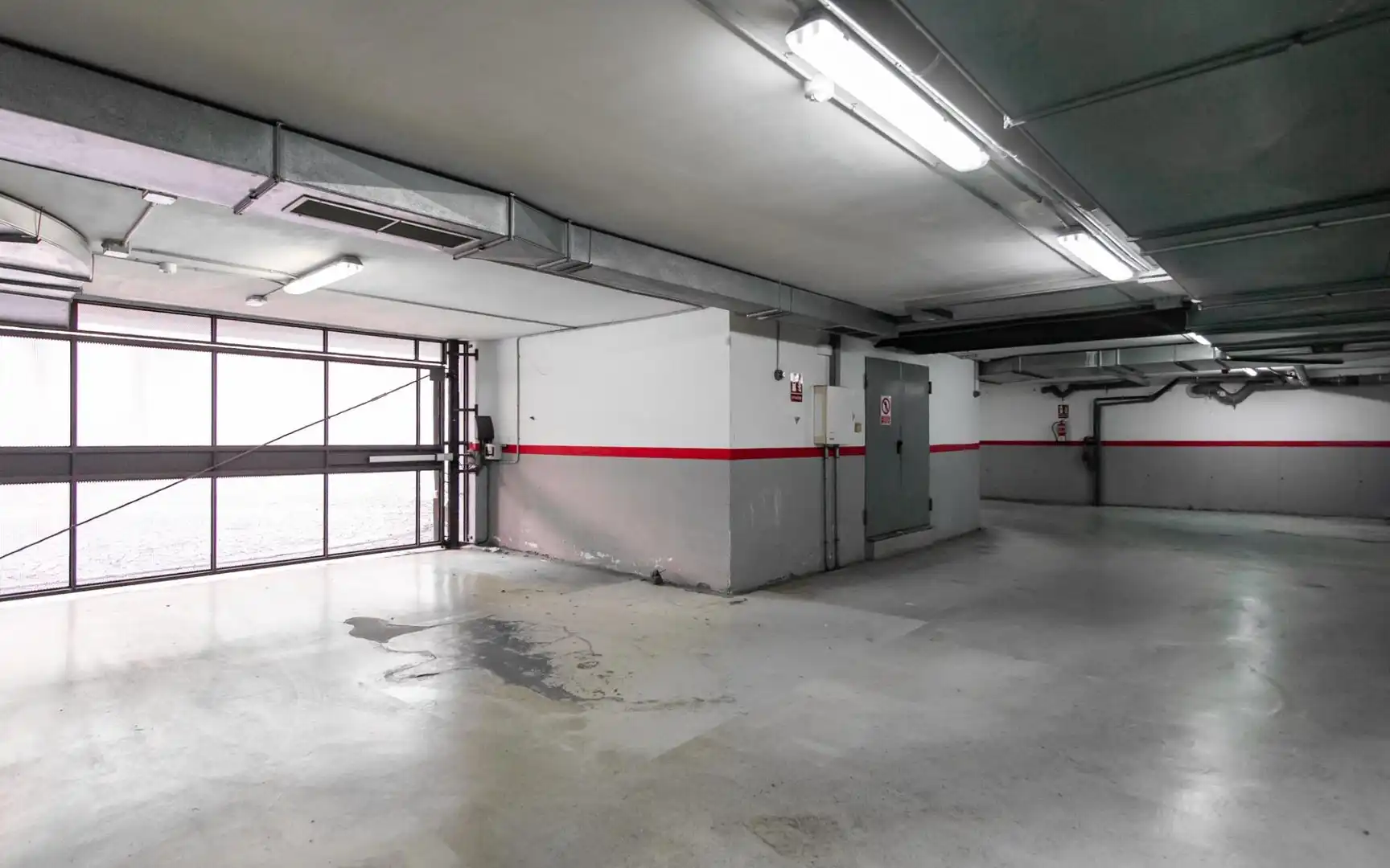 Parking de Ático en venta en Vilafranca del Penedès con Aire acondicionado, Calefacción y Parquet