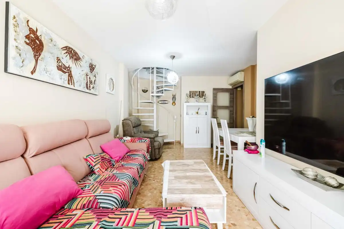Sala de estar de Ático en venta en Málaga con Aire acondicionado, Calefacción y Jardín privado