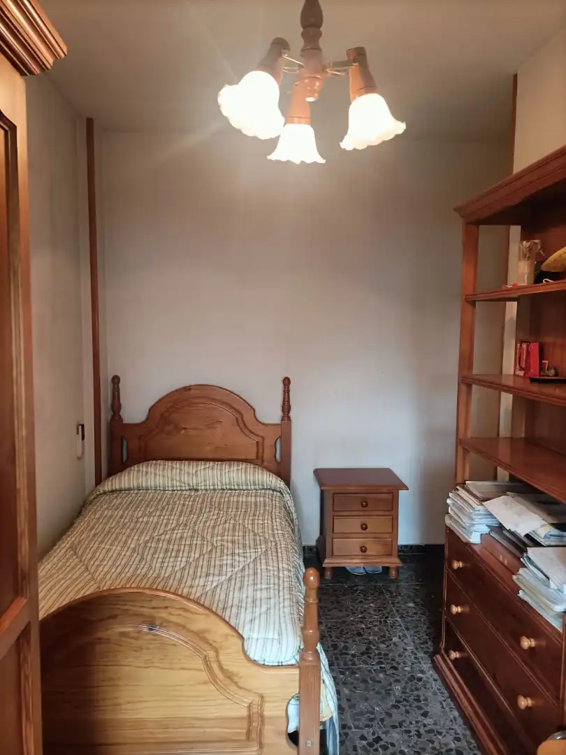 Bedroom of Flat for rent in Jaén  with Air Conditioner, Heating and Furnished