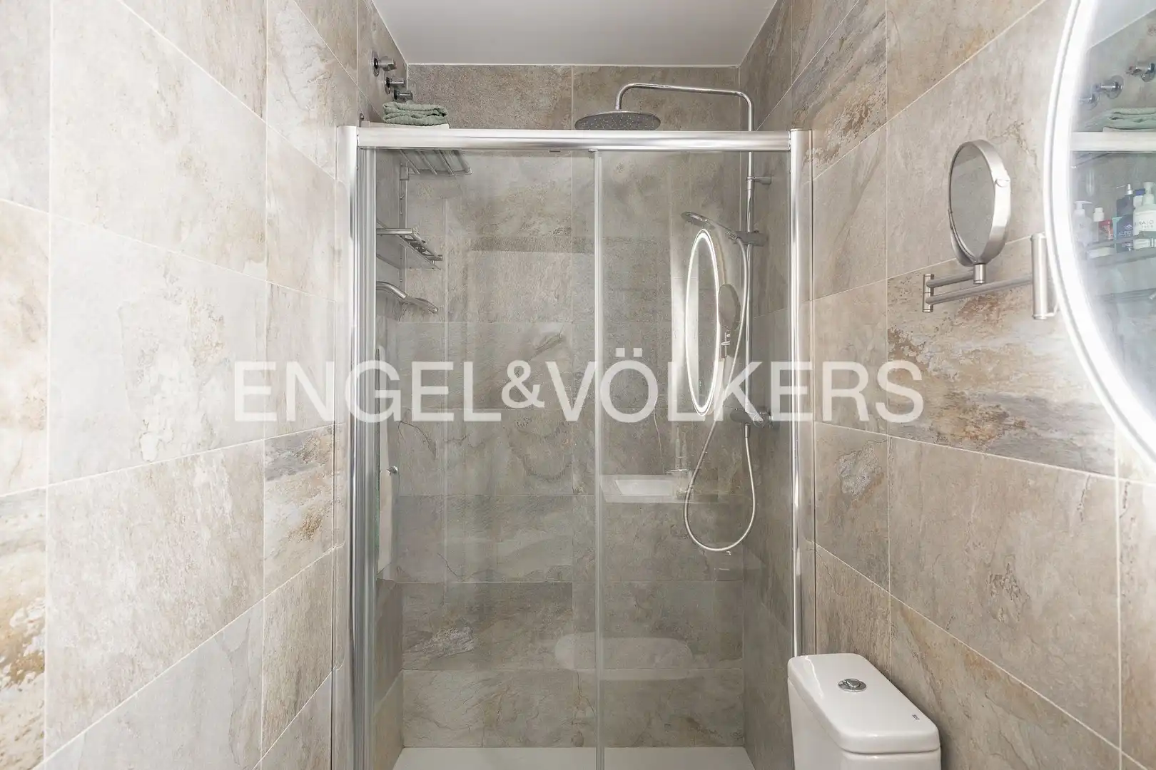 Baño de Piso en venta en Mataró con Aire acondicionado, Calefacción y Terraza