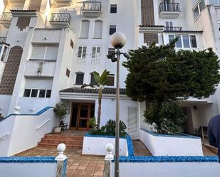 Vista exterior de Apartament en venda en Villajoyosa / La Vila Joiosa amb Aire condicionat, Jardí privat i Terrassa