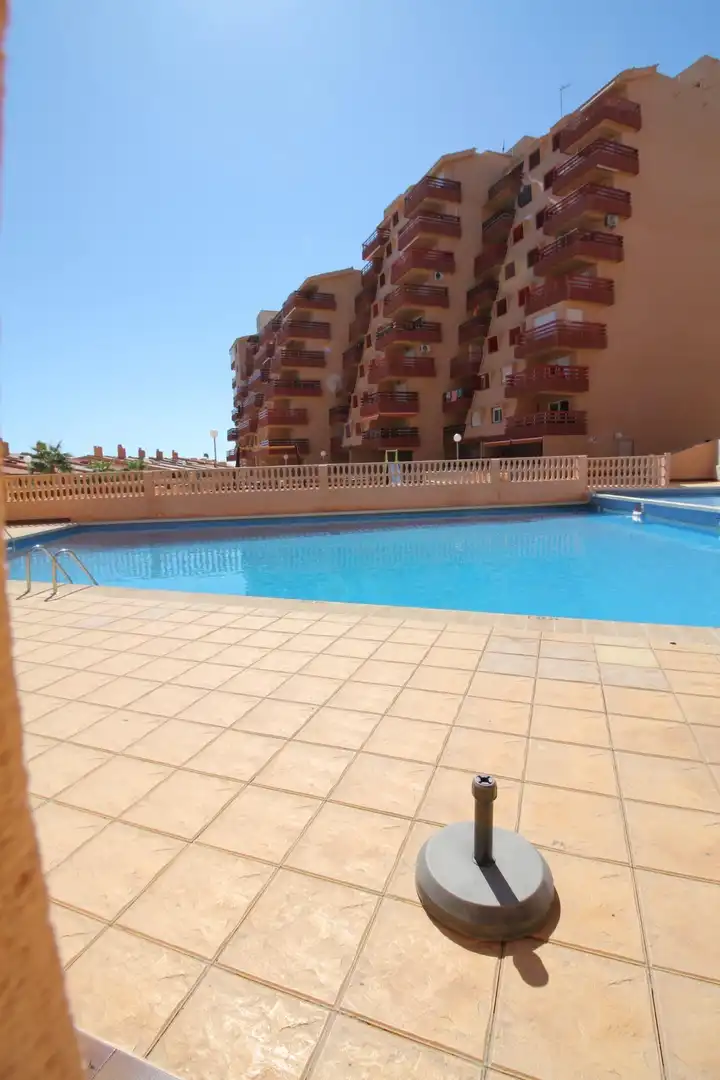 Appartement avec piscine à louer à Entremares