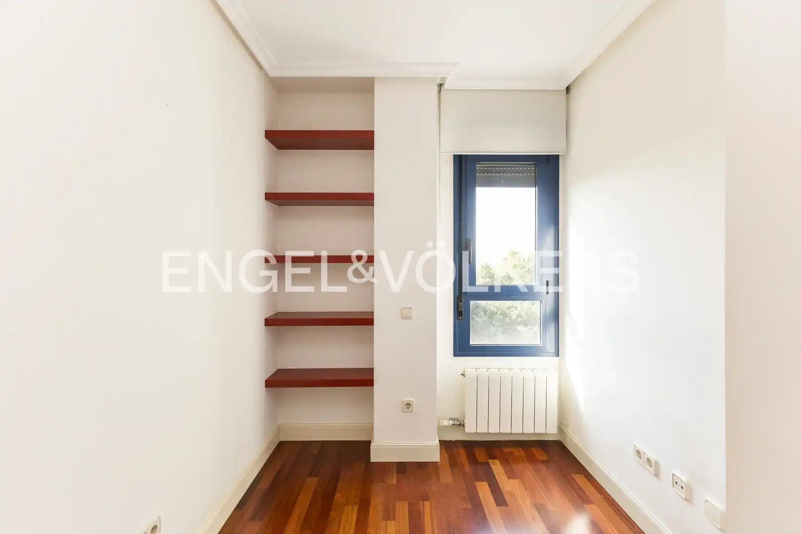 Bedroom of Flat for sale in Madrid  with Air Conditioner, Heating and Swimming Pool