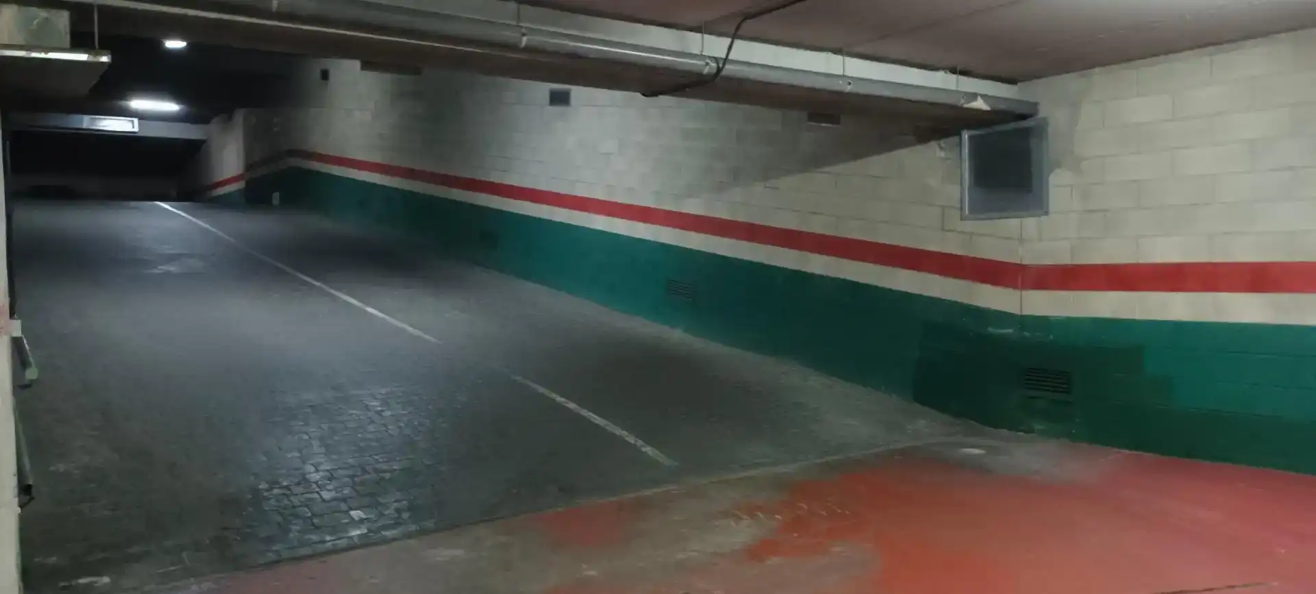 Parking de Garaje en venta en  Logroño