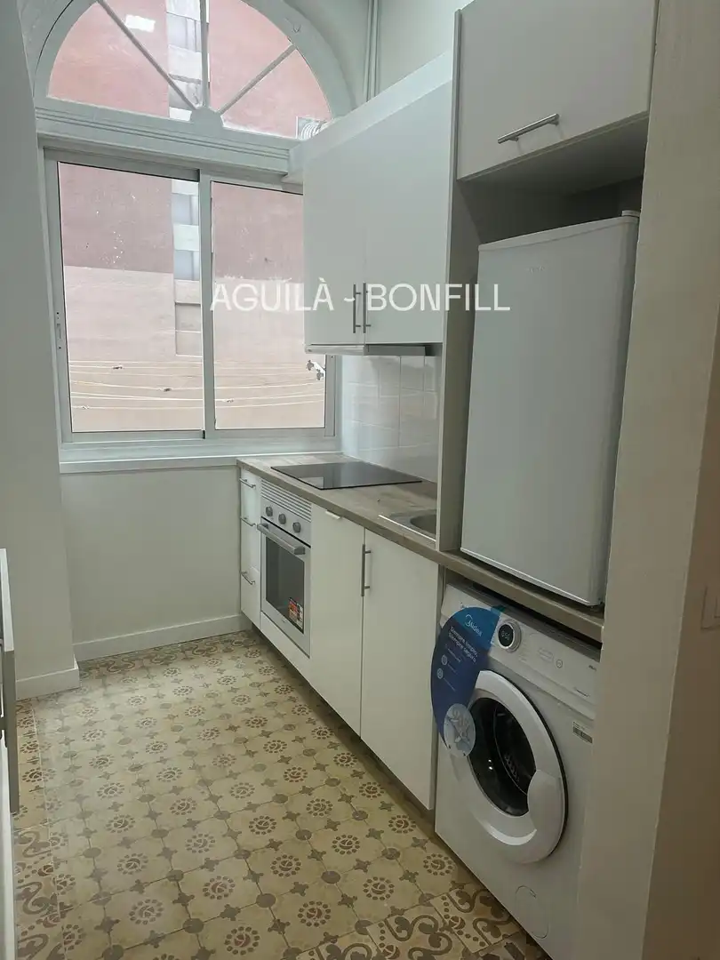 Kitchen of Flat for rent in Gràcia