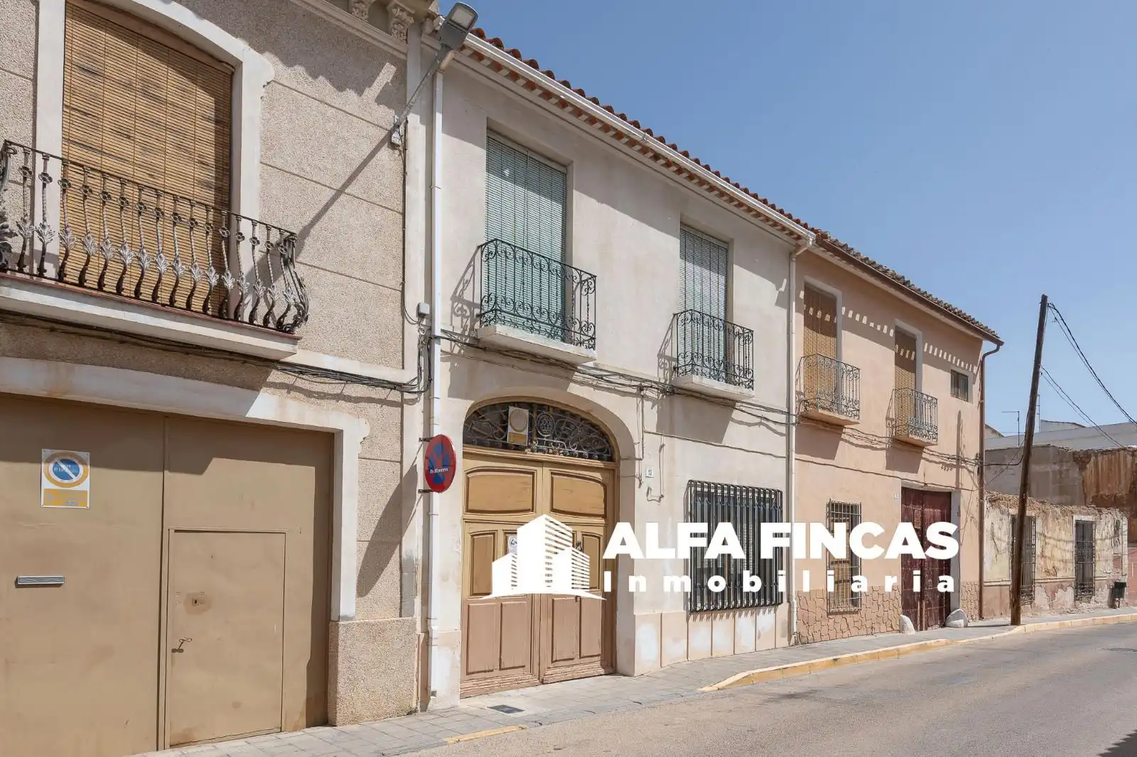 Xalet amb terrassa en venda a Virrey Morcillo 13