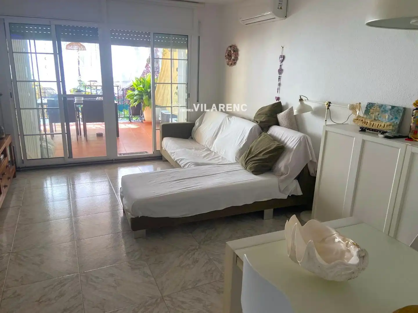 Sala de estar de Piso en venta en El Vendrell con Aire acondicionado, Calefacción y Jardín privado