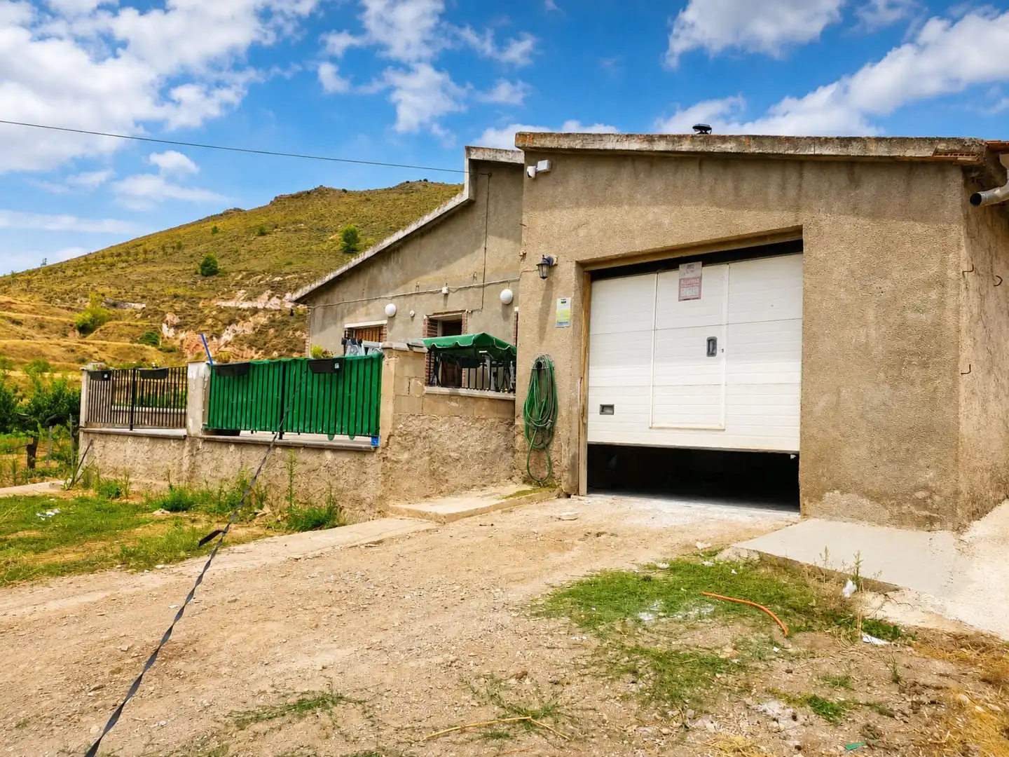 Exterior view of Houses for sale in Torrijo de la Cañada  with Private garden, Terrace and Storage room