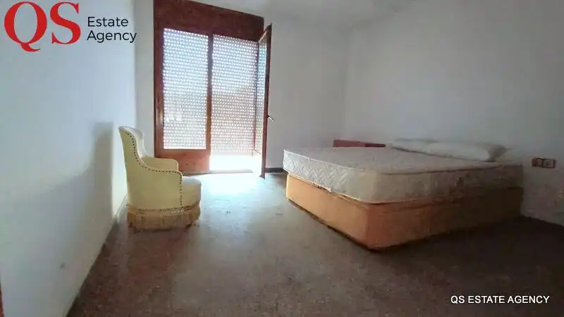 Habitación de Edificio en venta en Tordera