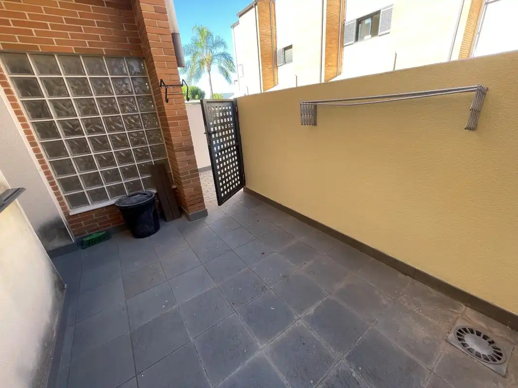 Adosado con piscina en venta en Carrer Elionor Ripoll, imagen 26