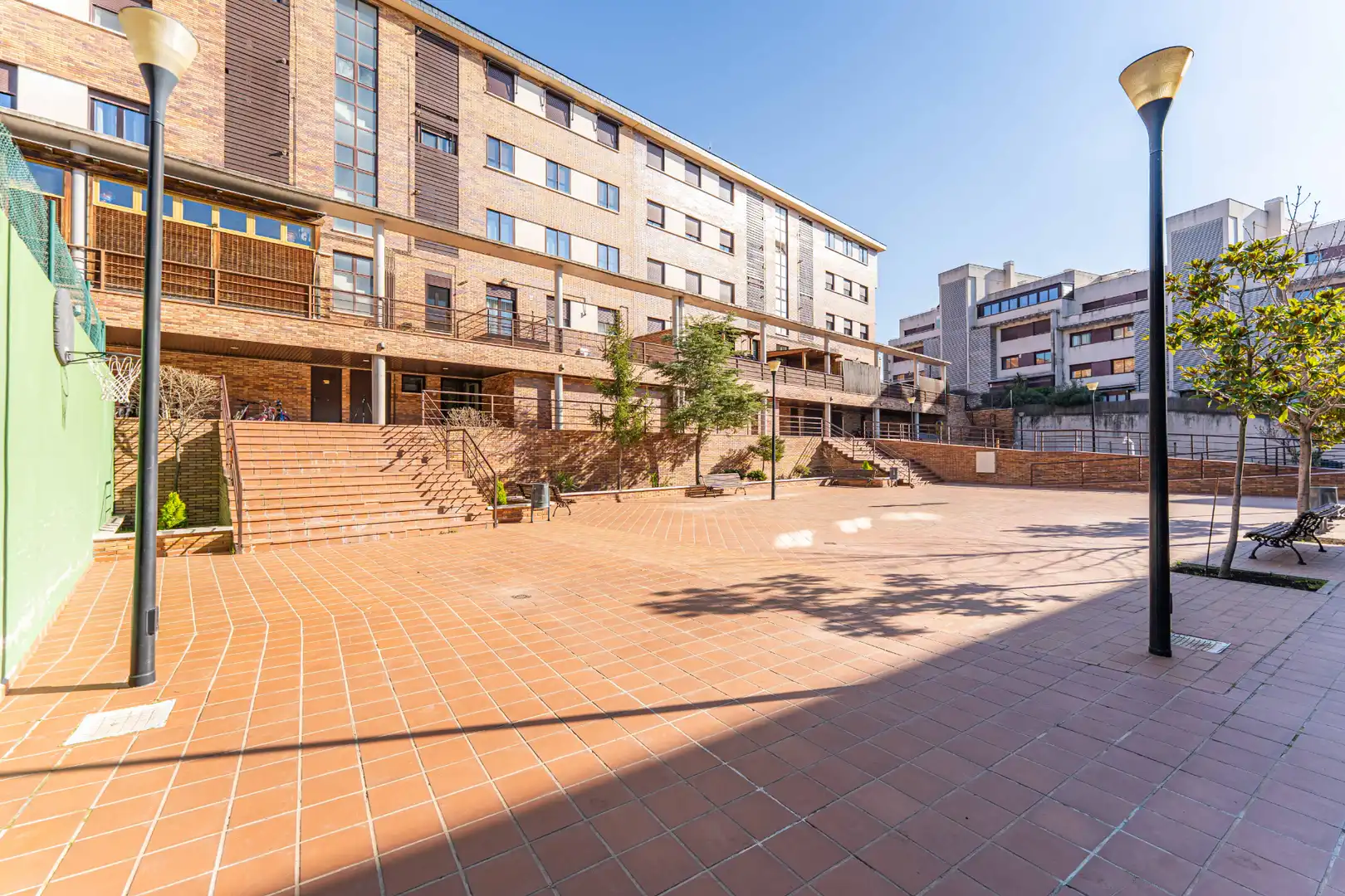 Exterior view of Flat for sale in Arroyomolinos (Madrid)  with Air Conditioner, Heating and Private garden