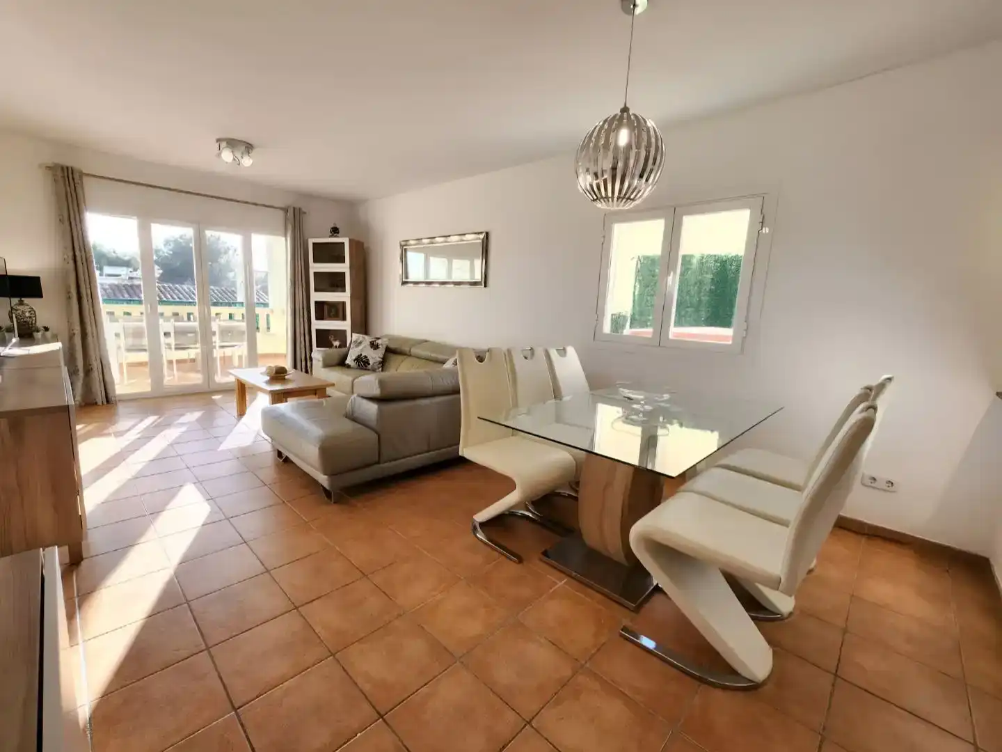 Wohnzimmer von Wohnung zum Verkauf in Manacor mit Klimaanlage, Privatgarten und Abstellraum