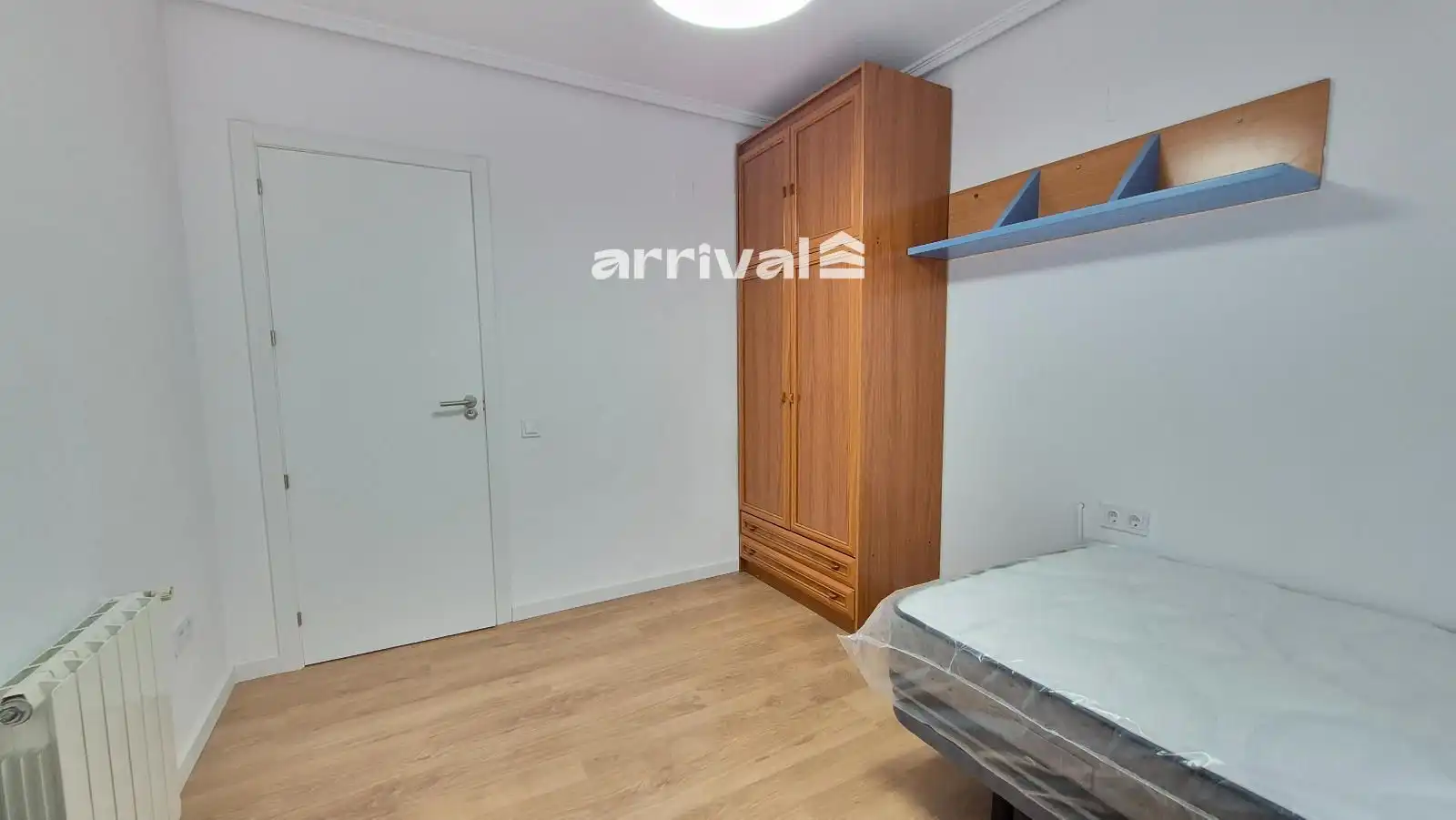 Schlafzimmer von Wohnung zur untervermieten in Valencia mit Heizung, Terrasse und Möbliert