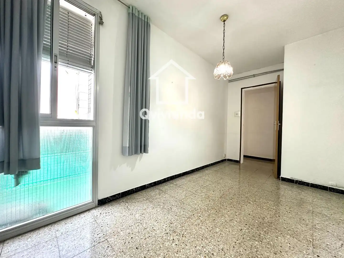Sala de estar de Ático en venta en Santa Coloma de Gramenet con Calefacción