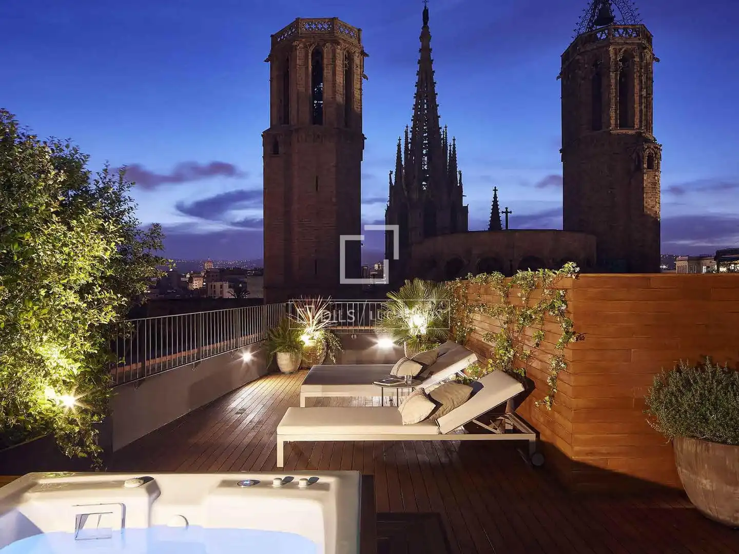 Terrasse von Dachboden zum Verkauf in Barcelona mit Klimaanlage, Heizung und Parkett